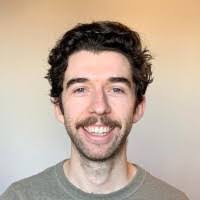 Maxine Lloyd's Instagram, Twitter & Facebook