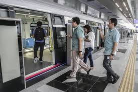 Ia berhenti berdekatan pada 08.22. Baru Hadir Di Indonesia Inilah Kondisi Mrt Di Malaysia Yang Ternyata Ancur Ancuran Boombastis