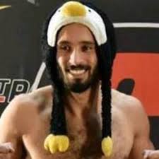 Jesse James Kosakowski vs. Gill Pinhierro, Reality Fighting