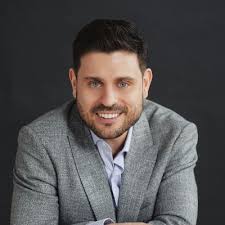 newbeginnings #careergrowth #openforbusiness #financialservices #insurance 