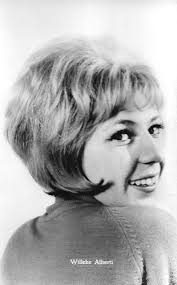 European Film Star Postcards: Willeke Alberti