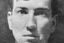 Ménage à quatre with Robert Graves