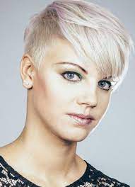 Kurzhaarfrisuren Frauen 2017 Blond 2017 Kurzhaarfrisuren Damen Pixie 2017 Kurzhaarfrisuren Frisuren 2018 Moderne Kurzhaarfrisuren Damen