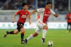 El ghazi began his football career in the youth ranks of his local club bvv barendrecht. 90plus Ajax Rechtsaussen El Ghazi Zu Losc Lille 90plus