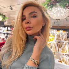 Экономист Марин Господаренко заявил, что рынок квартир в столице  «искусственно перегрет», и текущие цены могут резко упасть после окончания  войны в Украине.