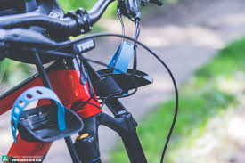 der beste fahrrad kindersitz fur den mountainbike einsatz seite 3 von 5 e mountainbike magazine