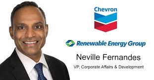 Sharon Pfeffer's Instagram, Twitter & Facebook