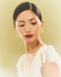 Feeling ethereal with @lilyjewelry 🧚‍♀️✨