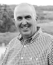 Robert Ripper's Instagram, Twitter & Facebook