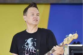 Hoppus is the band's bassist and lead vocalist alongside tom. Mark Hoppus Der Blink 182 Bassist Macht Krebserkrankung Offentlich Gala De