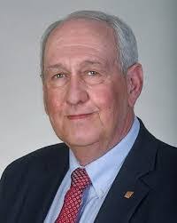 Scott Sauter's Instagram, Twitter & Facebook