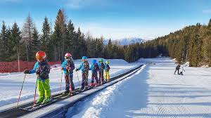 La stagione sciistica 2019/2020 nella nostra ski area è iniziata con l'apertura della seggiovia col gallina il 10 novembre. Sciare Easy In Panarotta Il Trentino Dei Bambini
