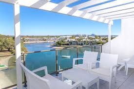 Find and book deals on the best serviced apartments in noosa, australia! Noosa River Accommodation Waterfront Sun Lagoon Resort