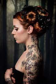 Tattoed Girl By Gnapp Girl Beautiful Redhair Ginger Flower Tattoo Nature Tattoos Tattoed Girls Tattoos