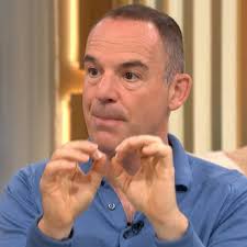 Artist wrongly accused of theft at Bluewater returns to open Black history  exhibition