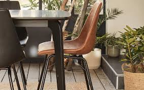 Vous craquerez pour le design transparent ou pour le côté pratique des chaises pliantes dans la cuisine. Chaise Salon Cuisine Salle A Manger Alinea