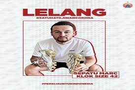 Sepatu milik marc klok diketahui terlelang dengan harga 15 juta rupiah. Ini Sepatu Bintang Persija Yang Terlelang Rp 15 Juta Republika Online Mobile