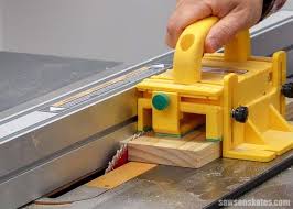 Pin On Table Top Saw Safety And Projects