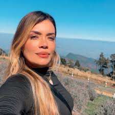 Olha só quem veio comer a coxinha de 1kg na @padariaflordecoimbra pra a  nossaaaaa Alegriaaaaaaa !!!!! @ Padaria Flor De Coimbra