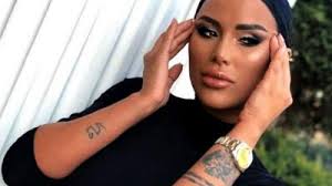 27 august 1972, brașov) este un cântăreț și prezentator român de televiziune. Nrdaqtlxo 7k7m