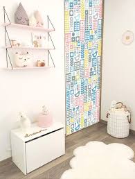 Porte de placard coulissante, fabriquée sur mesure, en aluminium et toile tendue : Idee Deco Tapisser Ses Portes De Placards Blog Izoa