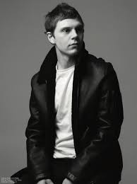 Emma roberts' boyfriend evan peters allegedly popped the question to the starlet over the holidays. Evan Peters In 2020 Evan Peters Evan Phil Of The Future