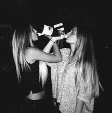 Wir machen eine party, deshalb müssen wir essen und trinken besorgen. 21 Fotoideen Fur Beste Freunde Ideen Fotoideen Fotos Fotoshooting