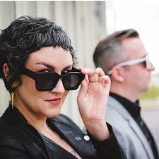 Lesley Russell and Scott Wohlfeill's Wedding Website