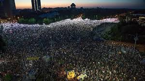 Acțiunile de protest antiguvernamentale reprezintă. Romania Weekend Di Proteste Contro La Corruzione Pugno Duro Della Polizia La Repubblica