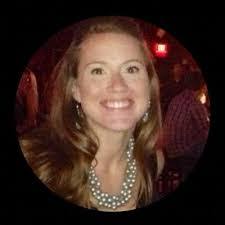 Julie Hoff's Instagram, Twitter & Facebook