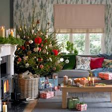 Maybe you would like to learn more about one of these? 27 Christmas Living Room Decorating Ideas To Get You In The Festive Spirit