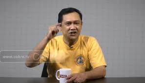 Setiap kali bicara tentang fpi, rizieq dan munarman, saya selalu teringat kekejian propaganda mereka yang membuat nyawa penganut ahmadiyah melayang. Emosional Denny Siregar Nyawa Keluarga Saya Terancam Portal Islam