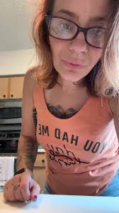 Annette Yoder (@ayooo905)