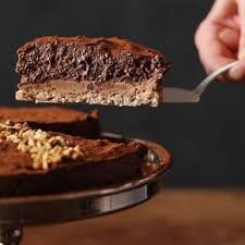 Mon Royal Au Chocolat En Video Croustillant Chocolat Gateaux Et Desserts Royal Chocolat