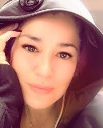 Billie Feldman's Instagram, Twitter & Facebook