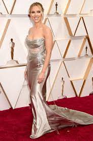 Jun 28, 2021 · the game of celebrity beauty lines has dealt in a new player — scarlett johansson. How Many Kids Does Scarlett Johansson Have Popsugar Family