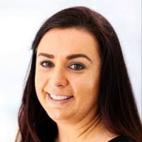 Lorraine Aragon's Instagram, Twitter & Facebook