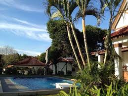 This holiday home has a private pool, a garden and free private parking. Homestay Near A Famosa C Letsgoholiday My