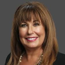 Candy Carver's Instagram, Twitter & Facebook