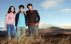 Emma Watson Daniel Radcliffe And Rupert Grint Hd Wallpaper That has got to be the cutest and most tastefully done wallpaper of grint i've ever seen. emma watson daniel radcliffe and rupert