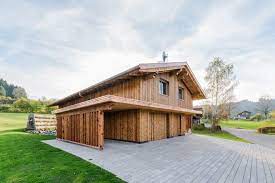 Diese 11 tipps helfen euch, möglichst kosteneffizient zu bauen und so auf dem weg ins eigenheim viel günstig bauen: Holzhaus Schlusselfertig Bauen Fertighaus Kaufen Holzbau Volk