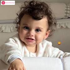 Nhamy: Kim Kardashian faz refeição nada light