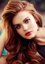 Fan Casting Mae Whitman as Barbara Gordon in Batgirl of Burnside