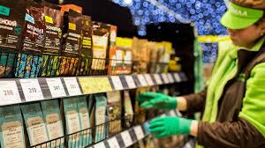 Vkusvill is focused on selling private label fresh products with short shelf life at convenient stores. Vkusvill Zastavit Evropu Vspomnit Ob Sssr Vedomosti