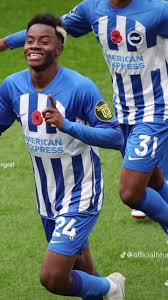 Vidéos de simondingra2024 (@simondingra1) avec son original