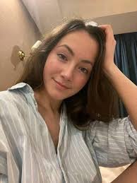 Do you want to meet me, honey? 🥰