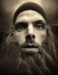 Not him saying this why they beards not connecting 😭😭😭