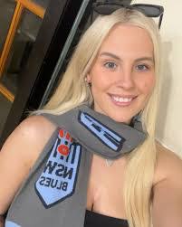 Alexandra Ruby's Instagram, Twitter & Facebook