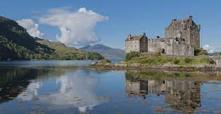 Eilean donan castle, highlands of scotland. Eilean Donan Is Een Van De Mooiste Kastelen Van Schotland Scottish Castles Eilean Donan Castle