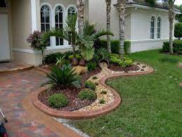 And one of those opportunities lies literally in front of your front doors. Vorgarten Gestaltung Wie Wollen Sie Ihren Vorgarten Gestalten Front Yard Landscaping Design Front Yard Garden Front Yard Design